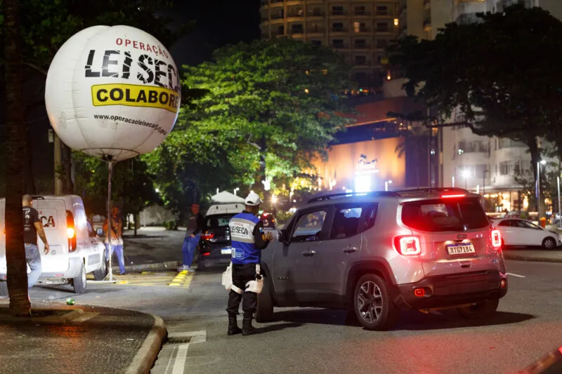 Blitz da Lei Seca flagra mais da metade dos motoristas alcoolizados em Niterói