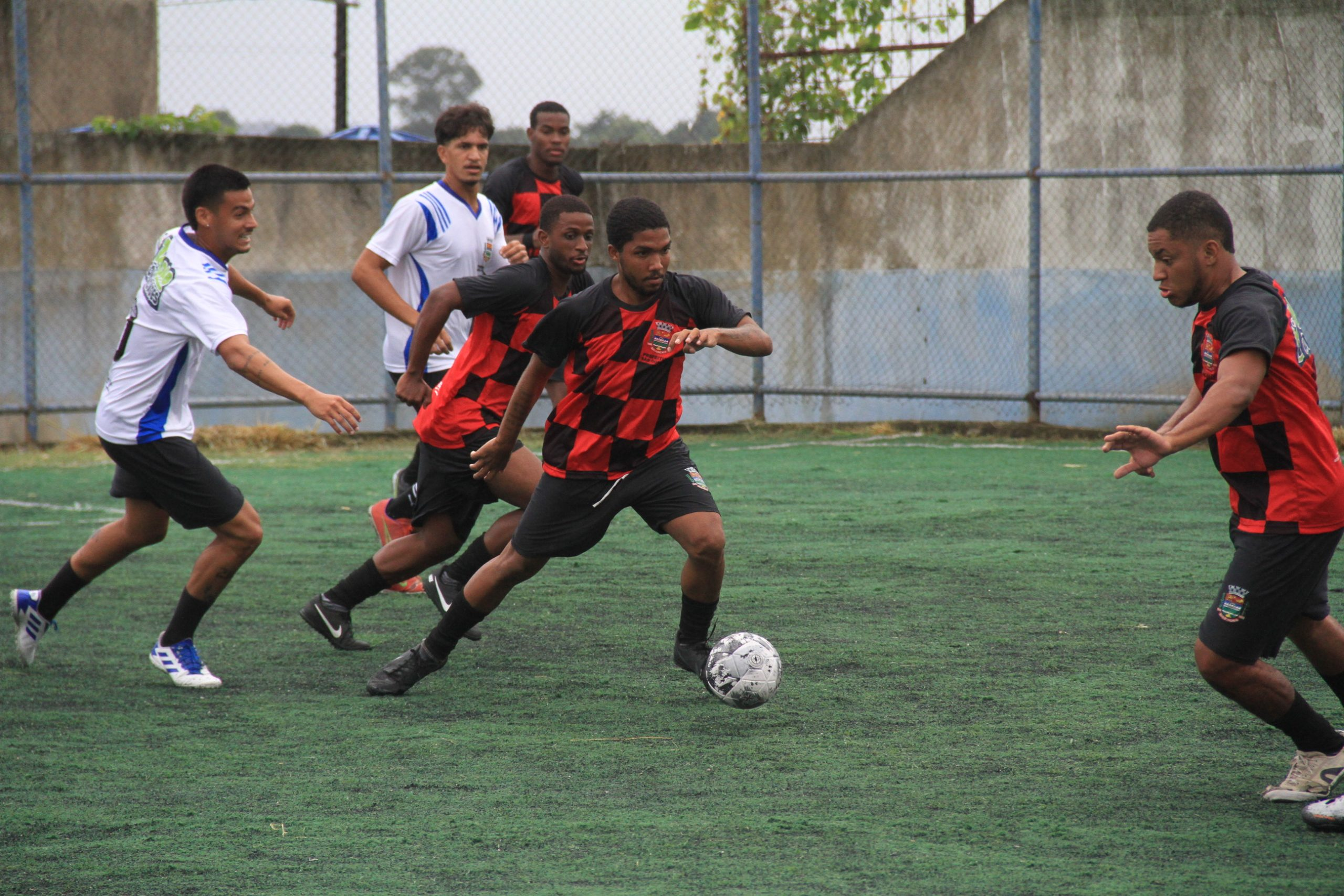 Arena da Coruja recebe quartas de final da Taça das Comunidades