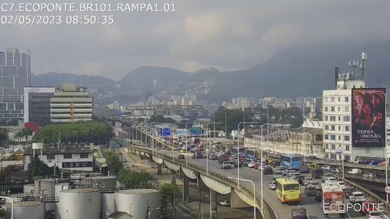 Tempo de travessia na Ponte Rio-Niterói está em 44 minutos no sentido Rio devido a volta do feriadão