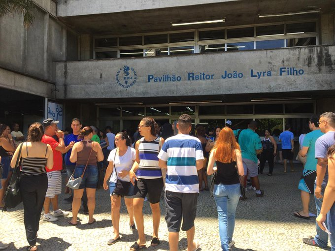 Uerj abre inscrições para programa de educação e pré-vestibular comunitário gratuito