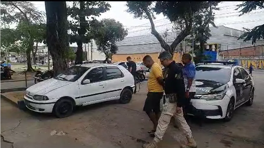 Preso suspeito de roubar veículos em supermercado de SG