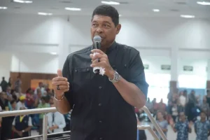 Justiça penhora dízimos de fiéis da igreja do pastor Valdemiro Santiago